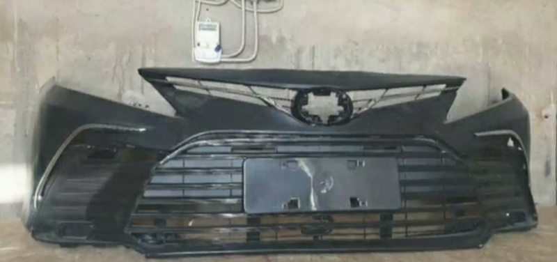 Передний бампер от Toyota Camry 6, 2021